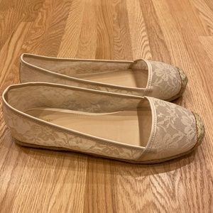 Lace flats